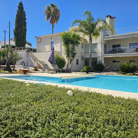 Find Your Space Casa No Campo - - Albufeira - Piscina Privada - Aquecida A Pedido 펜션 파데르네
