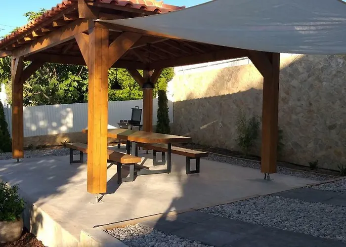 Find Your Space Casa No Campo - - Albufeira - Piscina Privada - Aquecida A Pedido 펜션